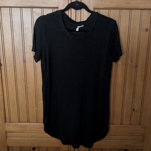 MUDD women's black knit shirt with Side Slits